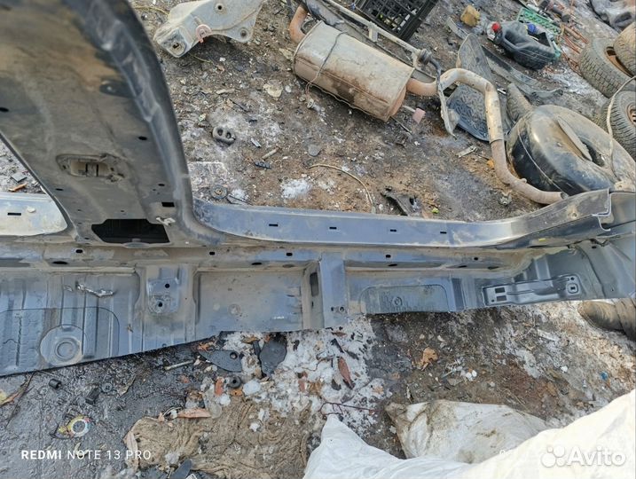 Порог левый ceed ed хэтчбек