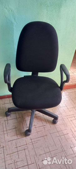 Компьютерное кресло