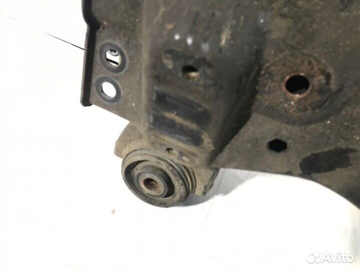 Подрамник Astra J