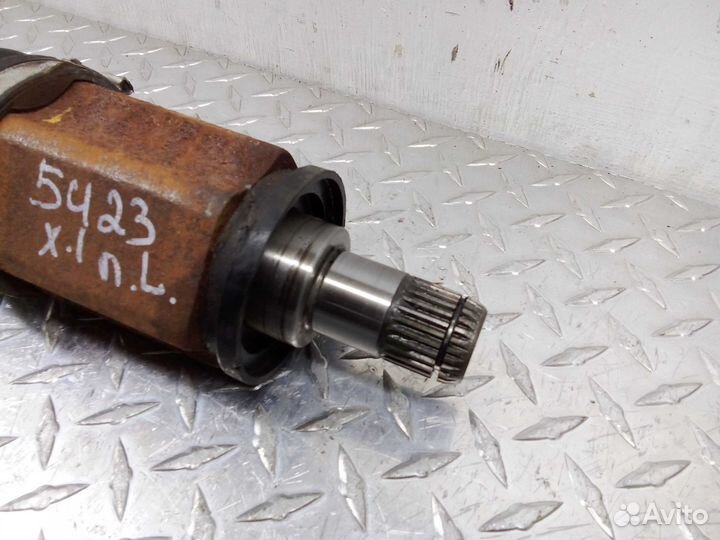 Полуось передняя L BMW X1 E84 7591681