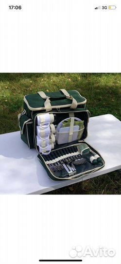 Великолепный набор для пикника на 4 персоны