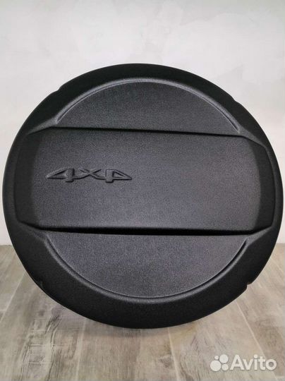 Чехол запасного колеса Нива Тревел r15 Travel