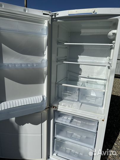 Холодильник бу indesit