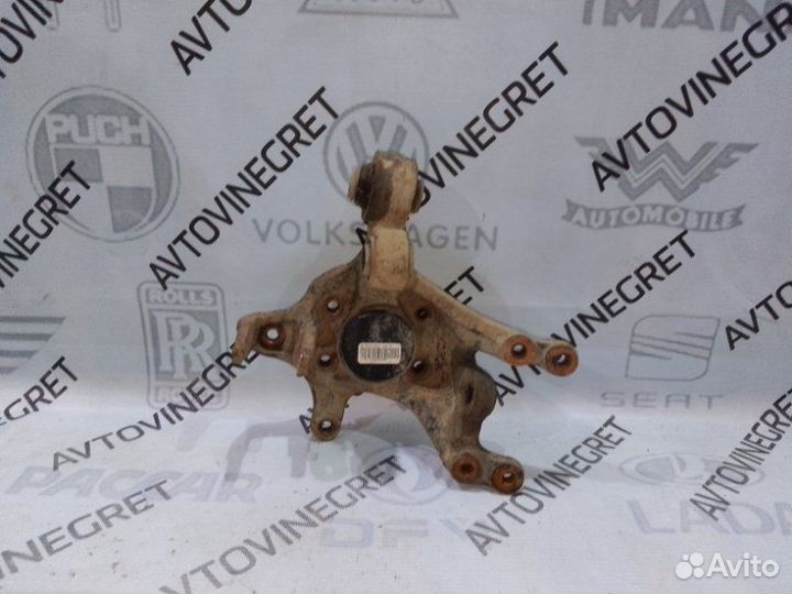 Кулак поворотный задний правый Kia Sportage 3