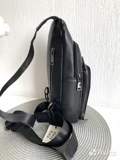 Мужская кожаная сумка Lacoste Lux sling