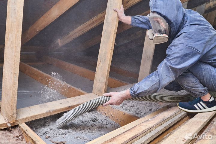 Утепление крыши дома эковатой