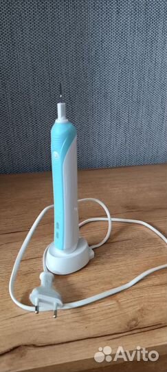 Зубная щетка