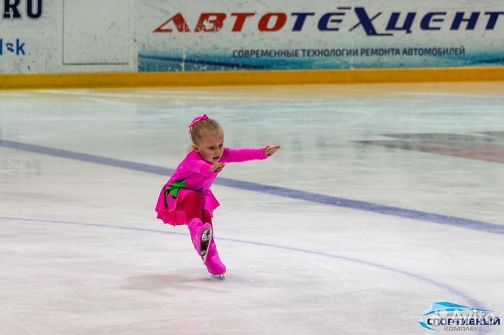 Платье для выступлений фигурное катание 122 128