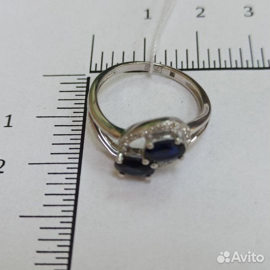 Золотое кольцо с бриллиантом 17р