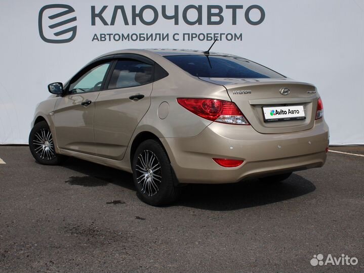 Hyundai Solaris 1.4 AT, 2014, 140 920 км