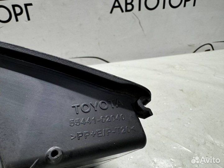 Пепельница Toyota Corolla 120 1.5 бензин 2002