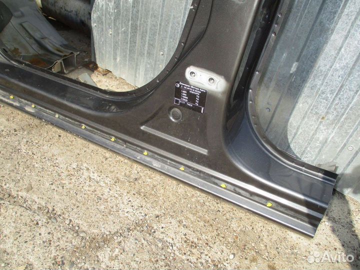Порог со стойкой левый Opel Astra J