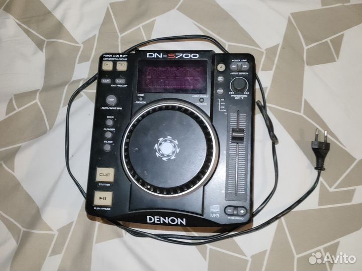 Denon DN-S700