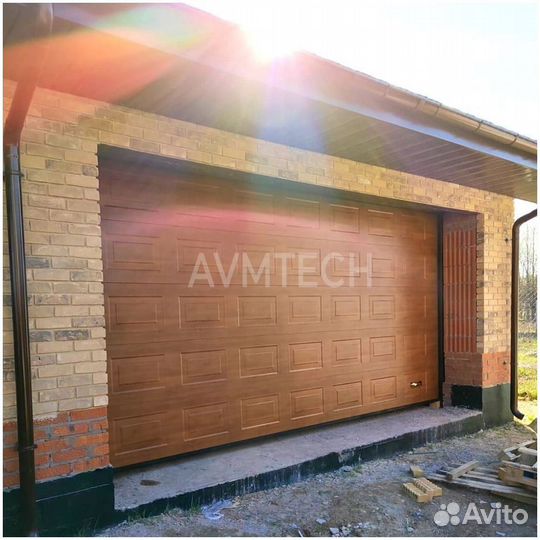 Секционные ворота для гаража