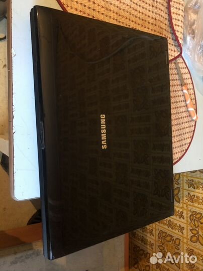 Ноутбук samsung NP-R60S