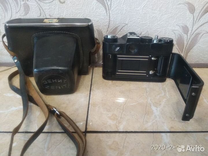 Фотоаппарат 