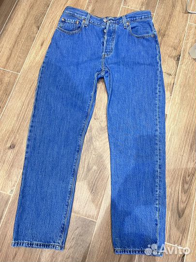 Женские джинсы levis 501