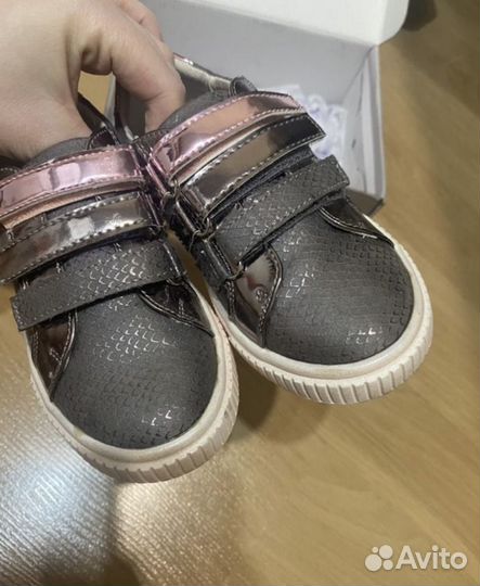 Полуботинки на девочку