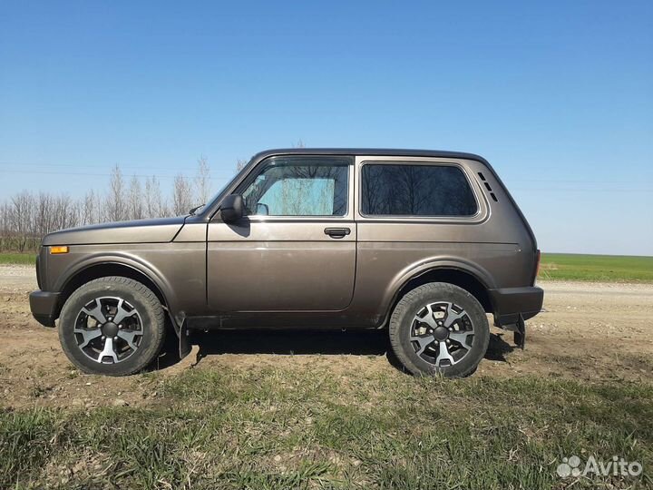 LADA 4x4 (Нива) 1.7 МТ, 2019, 50 000 км