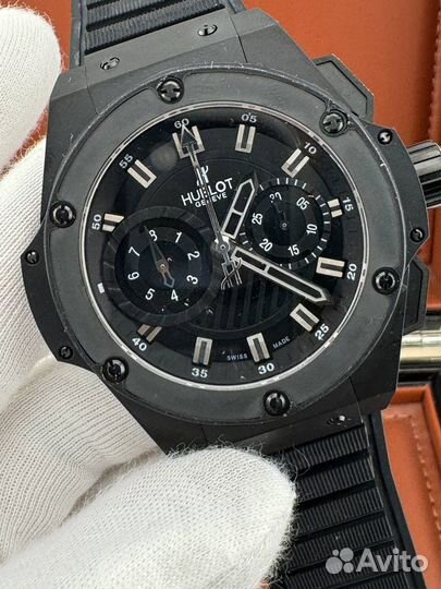 Наручные часы hublot