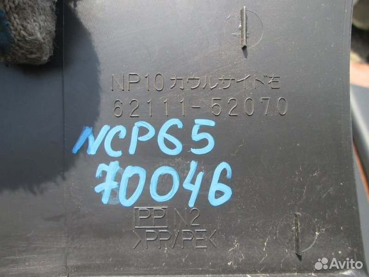 Пластик салона Toyota Ist NCP65 1NZ-FE 2004/5