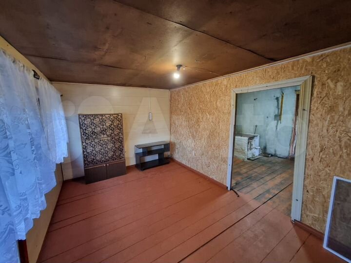 Дом 20,8 м² на участке 15 сот.