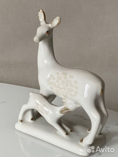 Статуэтка «Олениха с олененком» Полонне зхк