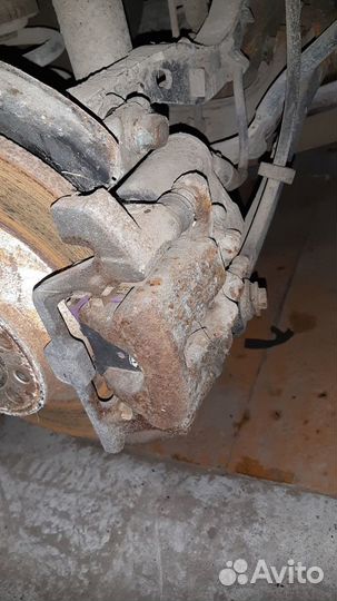 Суппорт задний левый правый Audi A6 C6