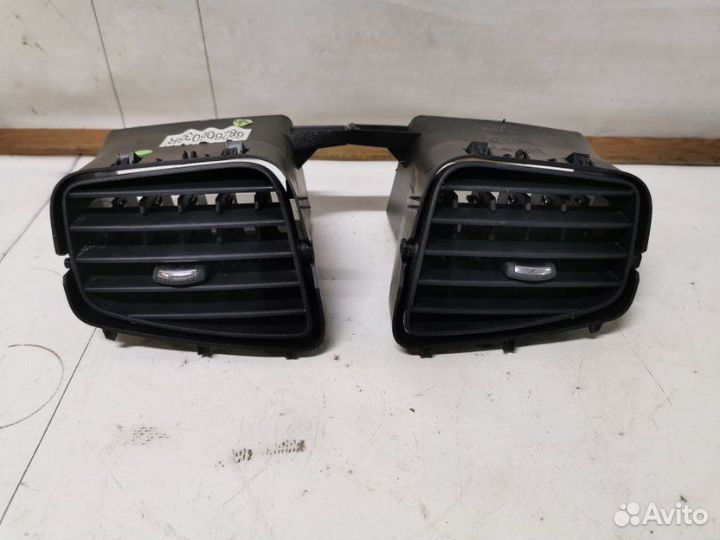 Дефлектор торпеды передний Renault Megane 3 KZ0U