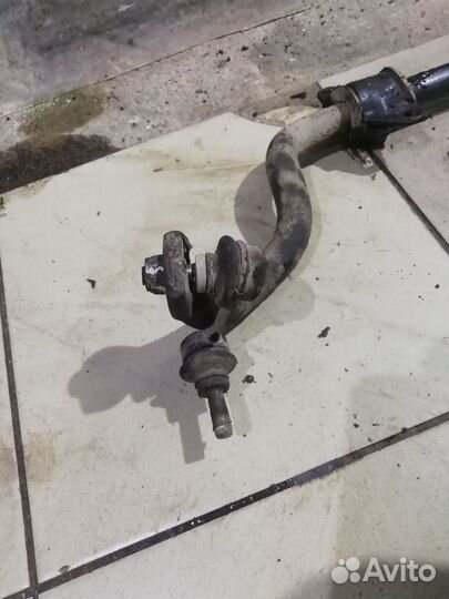 Стабилизатор передний в сборе Nissan Primera P12