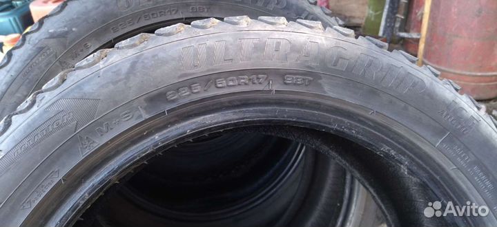 Goodyear Ultragrip Ice Arctic 225/50 R17