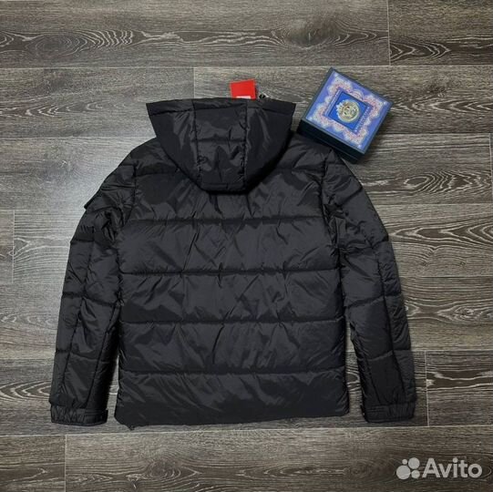 Легкие куртки Hugo Boss модные