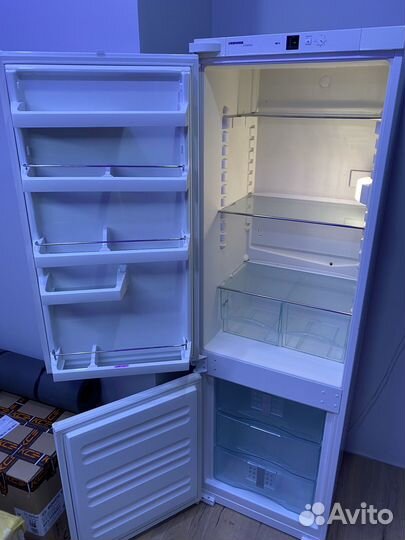 Встраиваемый холодильник Liebherr icus 3013