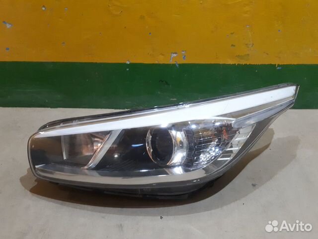 Фара передняя левая Kia Ceed