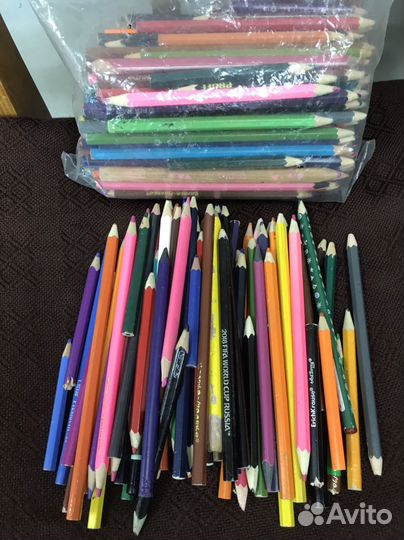 Цветные карандаши