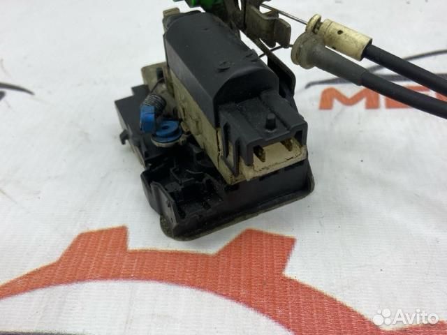 Замок боковой двери правый Renault Kangoo фургон