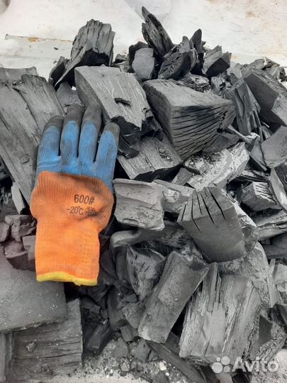 Уголь древесный березовый в мешках для мангала