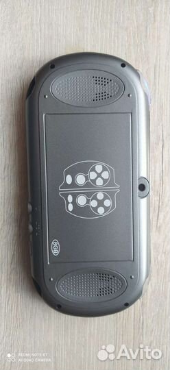 Игровая консоль