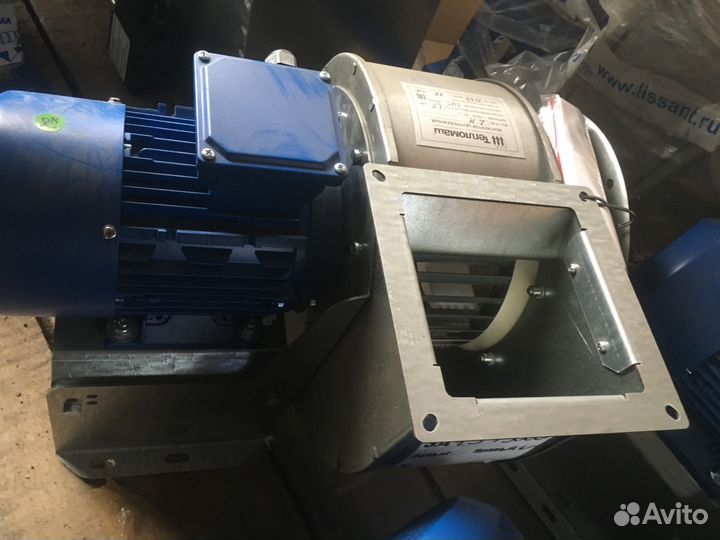 Вентилятор улитка вц 14-46-2.5(мк) 3.0 кВт, Правый