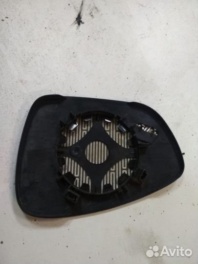 Citroen C4 правый элемент зеркала