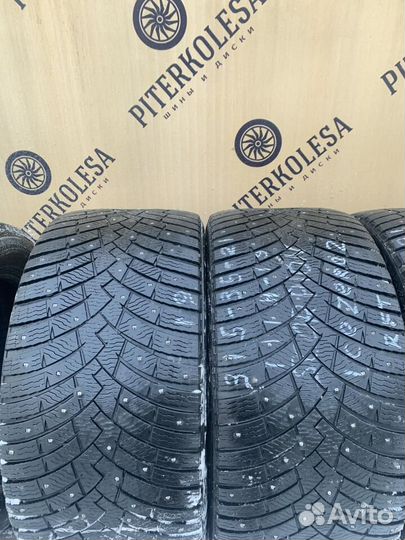 Pirelli Scorpion Ice Zero 2 275/40 R21 и 315/35 R21 107H