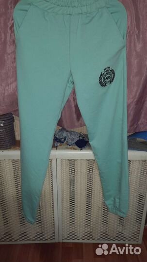 Спортивный костюм женский