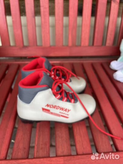 Детские беговые лыжи Nordway - полный комплект