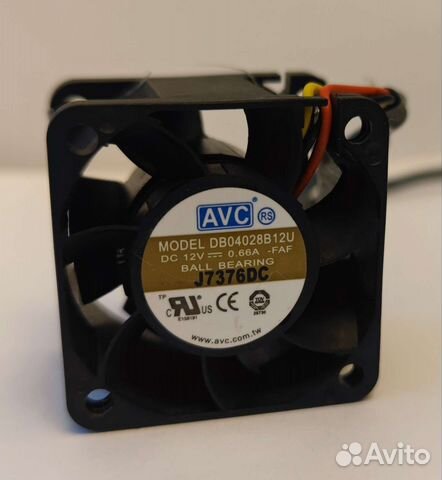 Вентилятор AVC db04028b12u 40x28 мм 12V 6.6W 0.66A