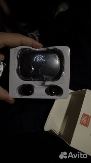 Беспроводные наушники jbl