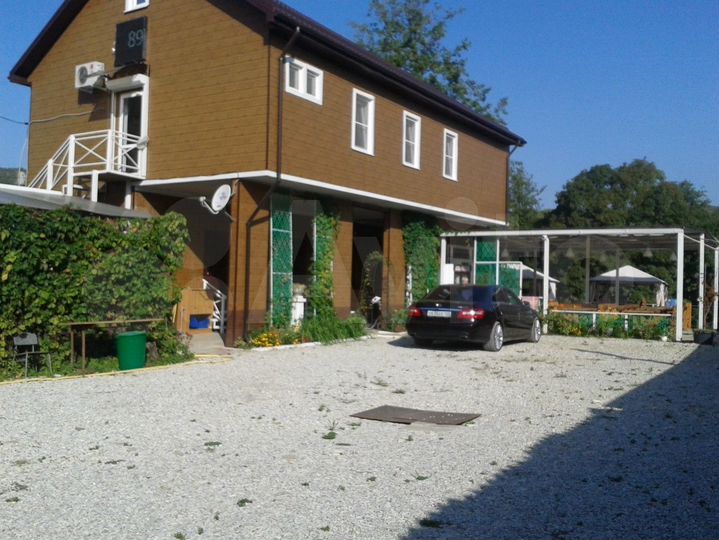 Дом 185 м² на участке 9 сот.