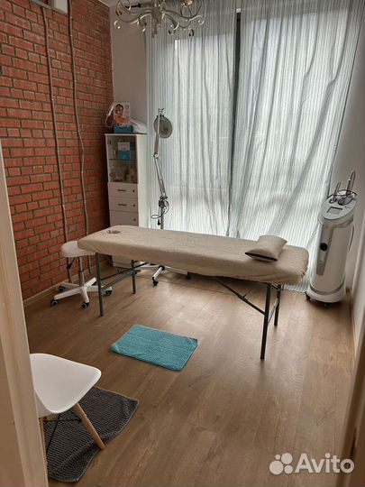 Вибрационно роликовый массаж тела