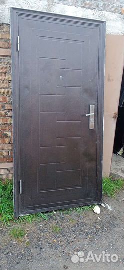 Дверь входная бу