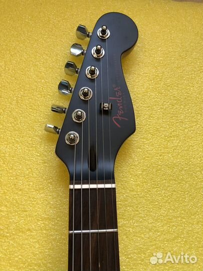 Новый fender Stratocaster HSS