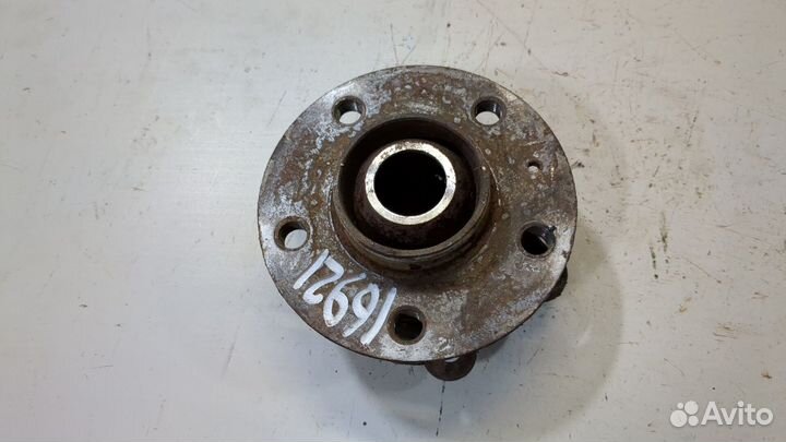 Ступица (кулак, цапфа) Audi A4 (B8), 2009